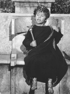 loris-loddi-interpreta-il-piccolo-cesarione-nel-kolossal-cleopatra-136593