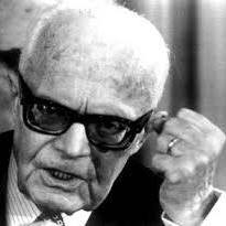Il Presidente della Repubblica Sandro Pertini, Socialista.