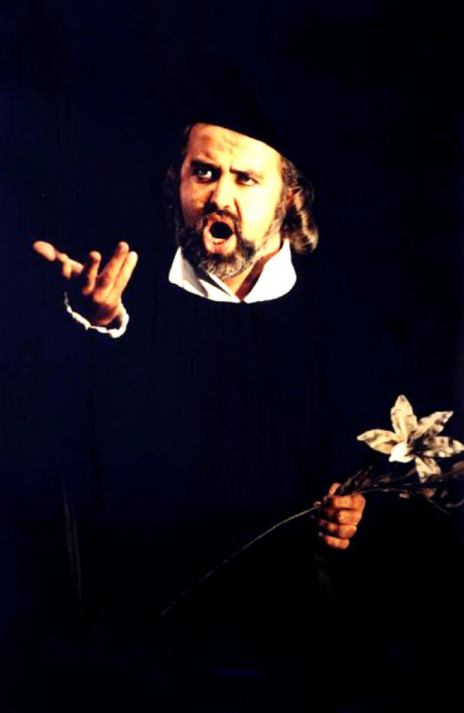 Marcello Lippi Baritono e Direttore Artistico direttore artistico della Fondazione Teatro Verdi di Pisa.